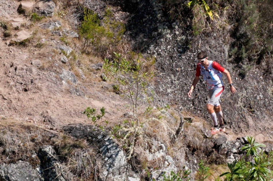 2 GR 2014 François DHaene vainqueur Photo Jean Pierre Vidot 950x630 custom - François D’Haene sur la plus haute marche de l’ultra trail !  (par Robert Goin)