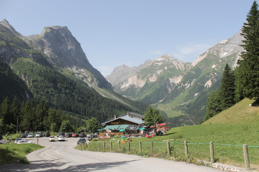 TOUR DES GLACIERS DE LA VANOISE. Résultats, compte rendu et photos (reportage d’Alexandre Garin) / 05-07-15 Peu avant larrivée 1024x682 - TOUR DES GLACIERS DE LA VANOISE. Résultats, compte rendu et photos (reportage d’Alexandre Garin) / 05-07-15